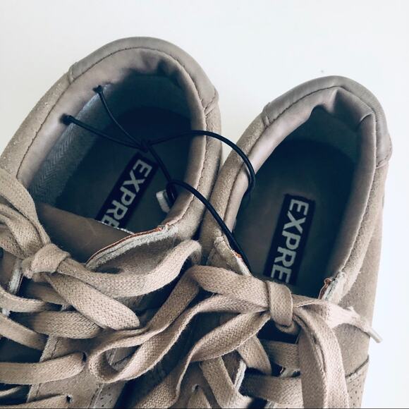 Express Women's SZ 8 Suede Leather Taupe Lace Up Sneaker - Picture 7 of 11